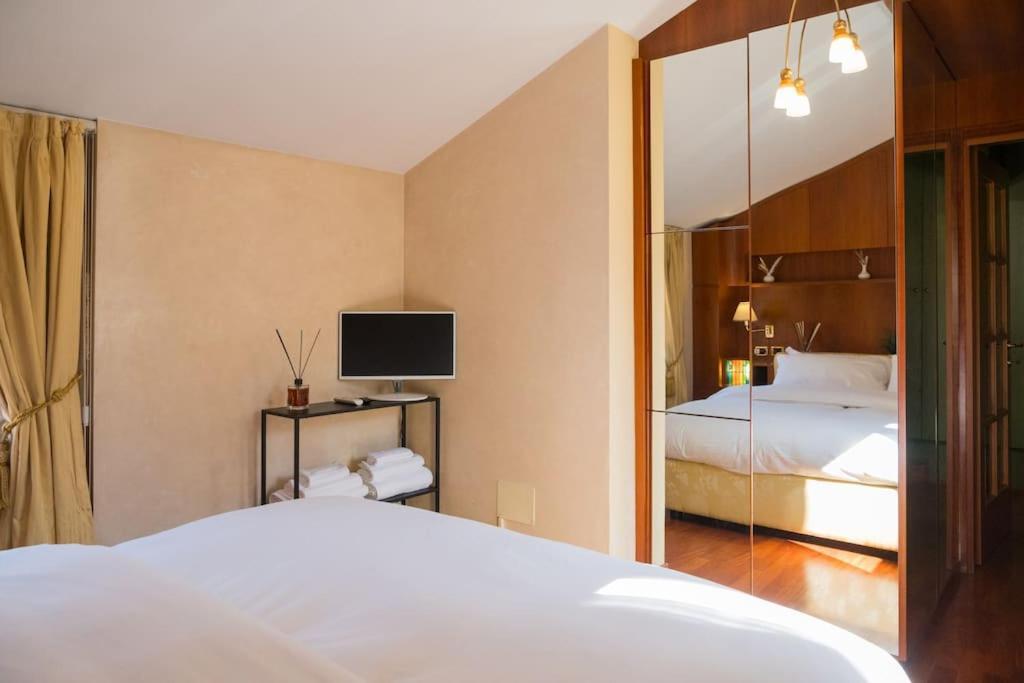 Carbonesi Luxury - Centro Storico Apartment Bologna Exterior photo